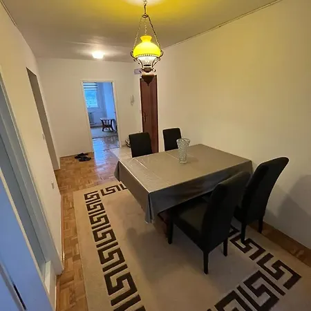 Apartments Beckovic 아파트